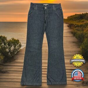 Forever 21 Lightweight Mid Rise Flare Leg Dark Denim Blue Jeans WOMENS SIZE 30